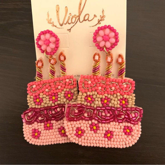 Birthday Queen Earrings‎ Viola Seed Bead Pink - Picture 2 of 4